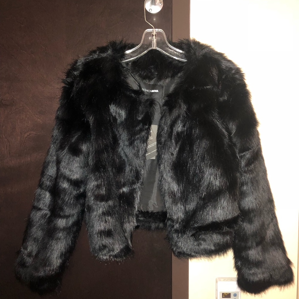 (NEW!) FUR FASHIONOVA COAT